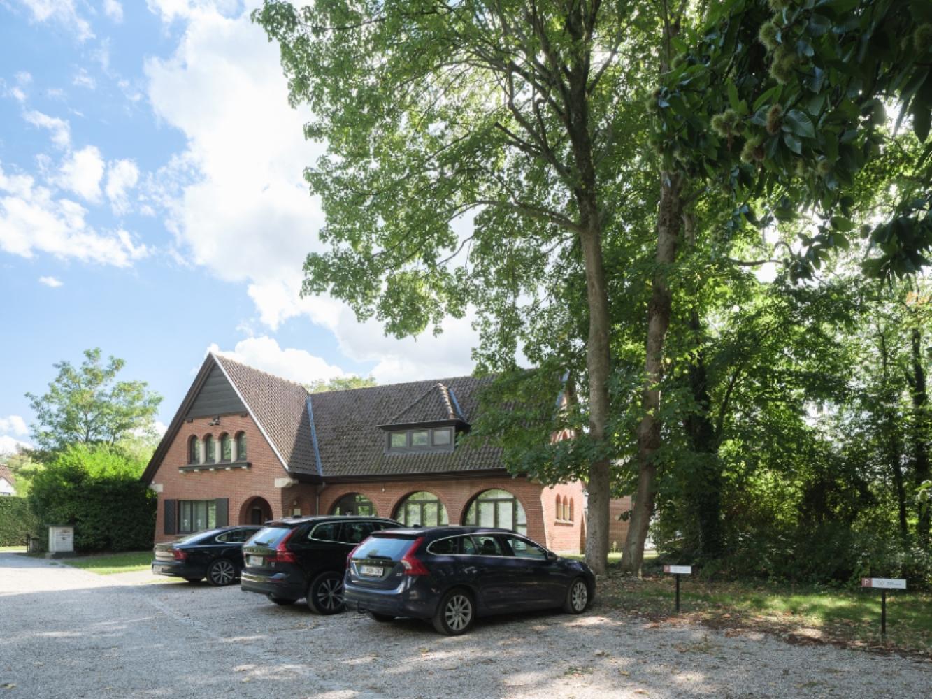 Villa te koop in Sint-Denijs-Westrem