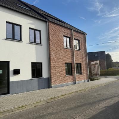 LAATSTE 2 APP TE KOOP! Kleinschalig nieuwbouwproject met 2-3 slaapkamers - Apartment for rent