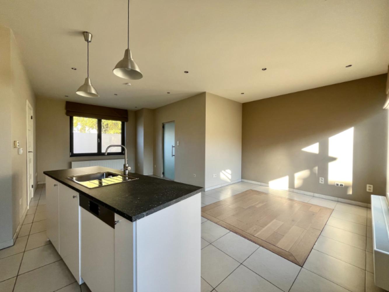 Huis te huur in Sint-Amandsberg