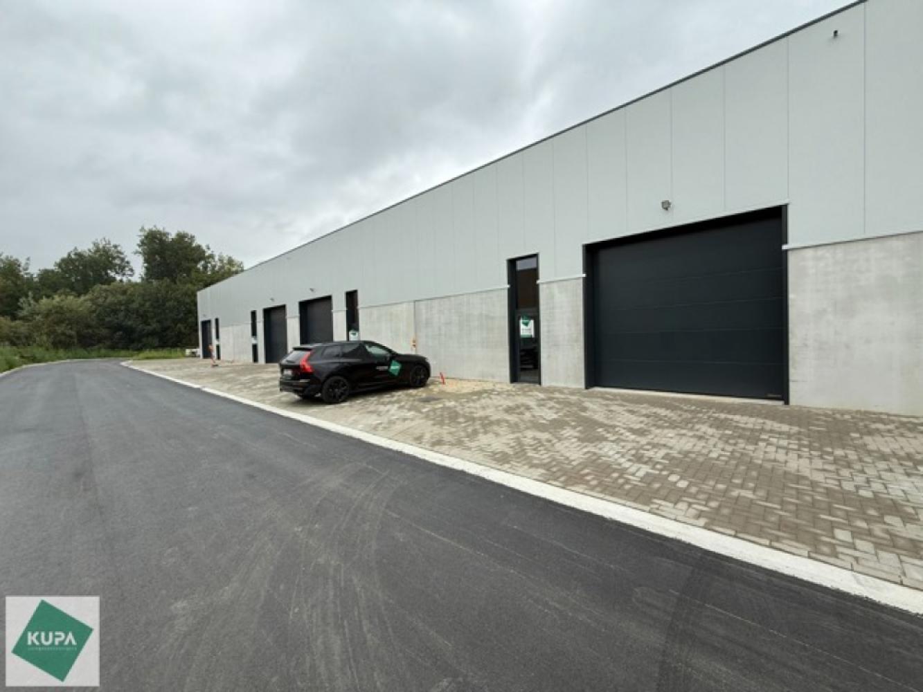 Industrial property for sale in Halle