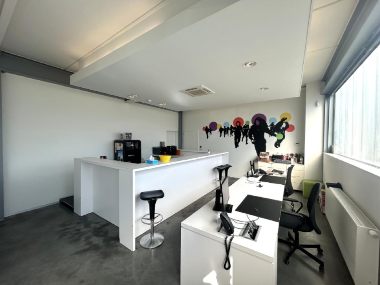 Commercial property for sale in Mariakerke