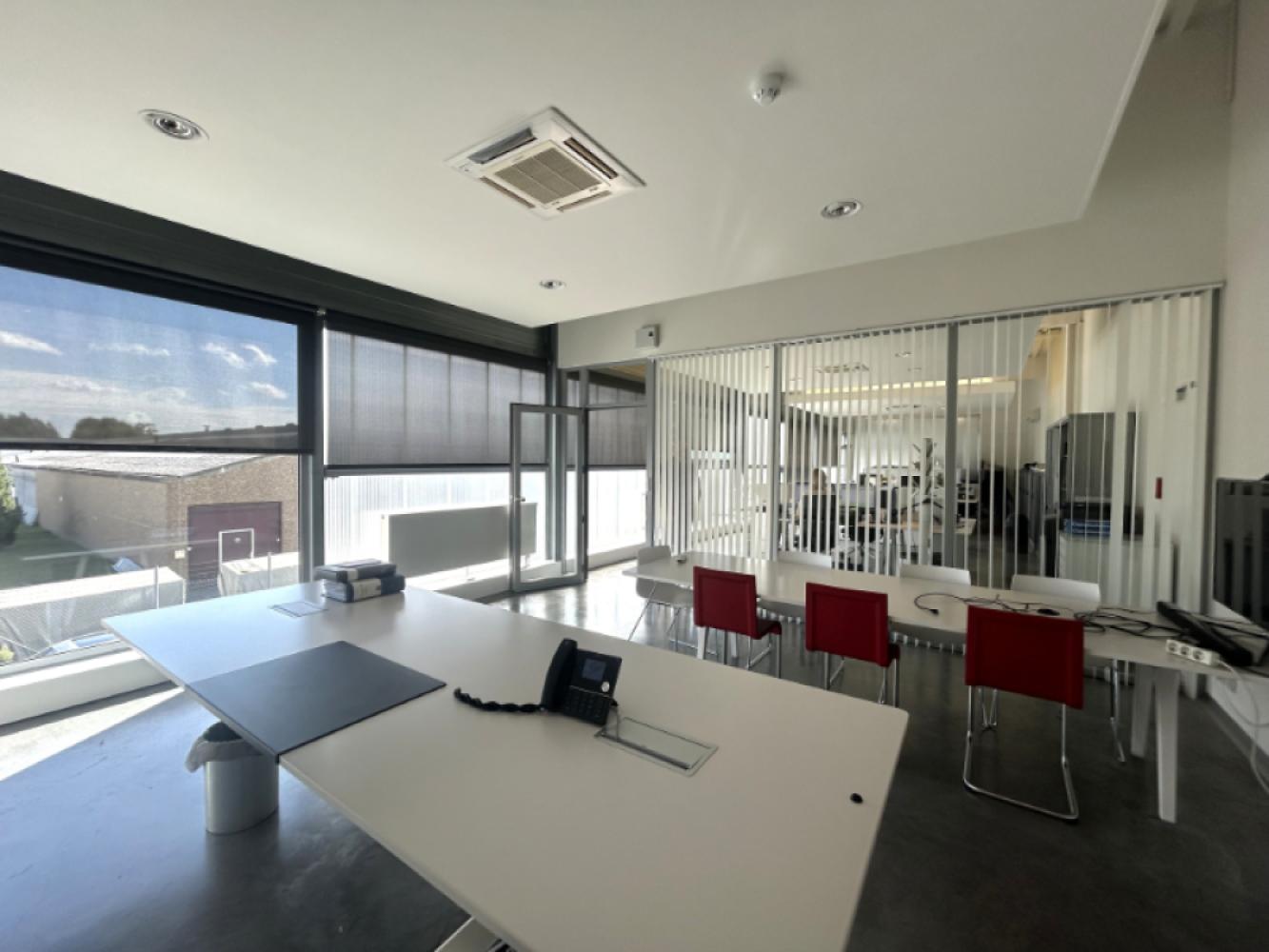 Commercial property for sale in Mariakerke