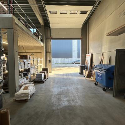Warehouse for rent in Mariakerke