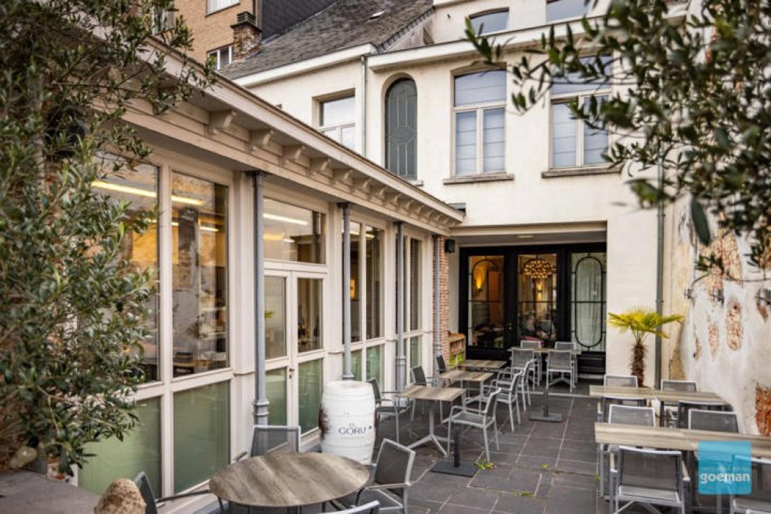 Gebouw gemengd gebruik te koop in Dendermonde