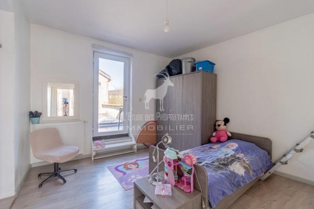 House for sale in Bouffioulx